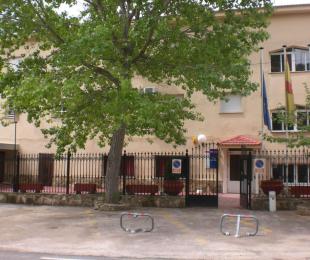 Aula Albergue Alonso Quintano fachada