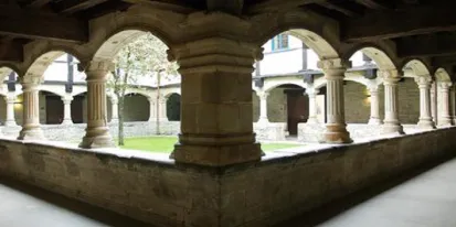 Albergue Juvenil Barría